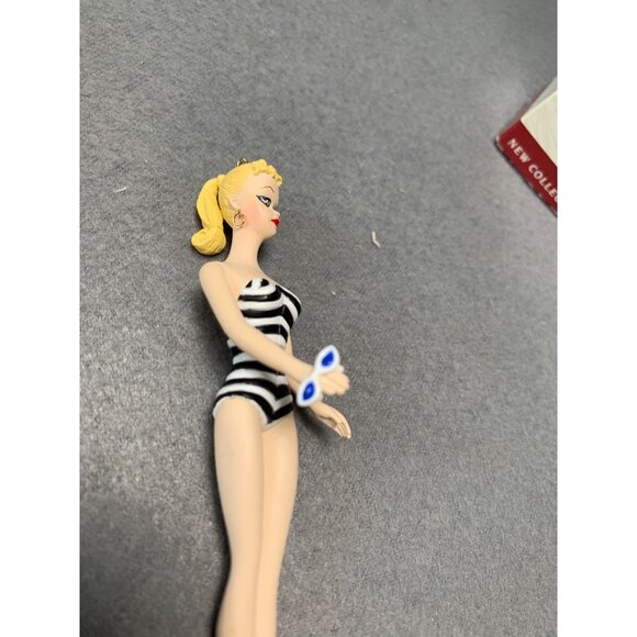 1994 Hallmark Keepsake Barbie Ornament Black & White Swimsuit Handcrafted Collec - Picture 3 of 5